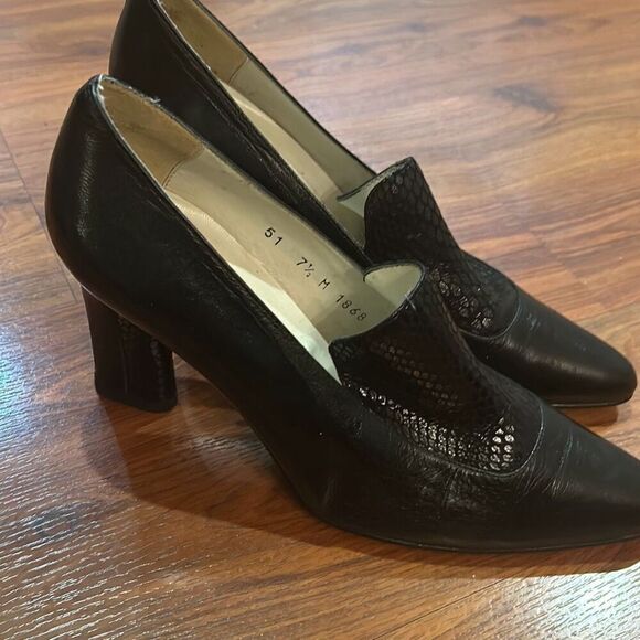 Michael G. Abrams black leather gorgeous pumps 7.5 - Picture 7 of 7